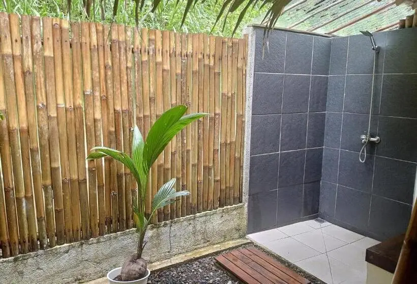 スタンダードバンガロー, Rnv Eco Resort Bungalows