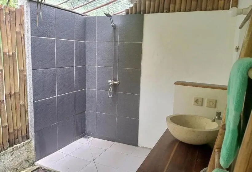 スタンダードバンガロー, Rnv Eco Resort Bungalows