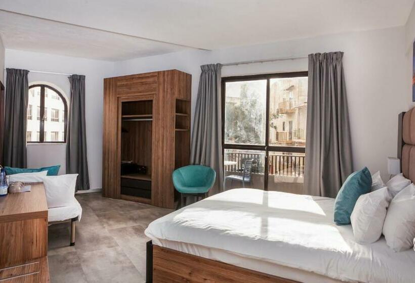 اتاق استاندارد با چشم‌انداز استخر, Bora Bora Ibiza Malta Resort - Music Hotel - Adults Only