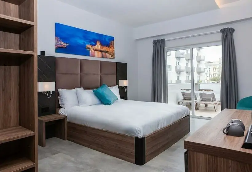 اتاق سوپریور سه تخته, Bora Bora Ibiza Malta Resort - Music Hotel - Adults Only