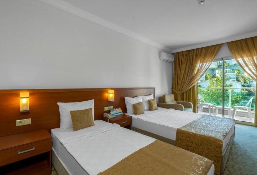 浴室共有ファミリールーム, Miarosa Konakli Garden