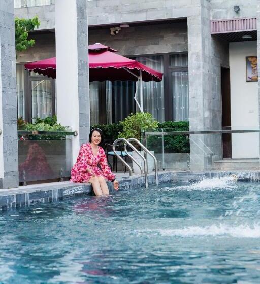 اتاق لوکس خانوادگی, Ninh Bình Premier