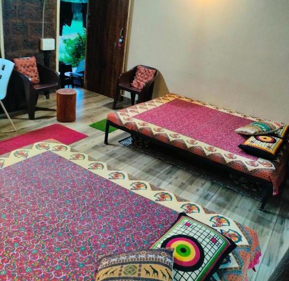 Quarto Estandar, Riverstone Riverfront Stay