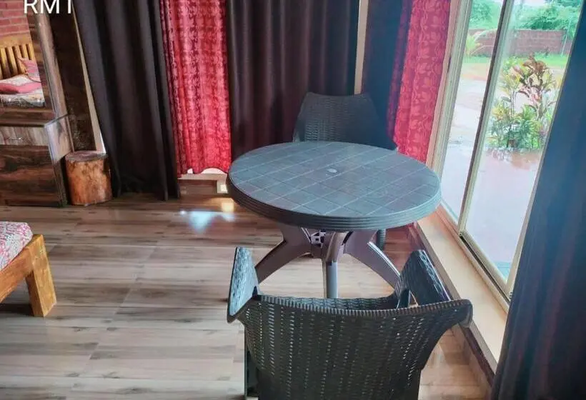 スタンダード４人部屋, Riverstone Riverfront Stay