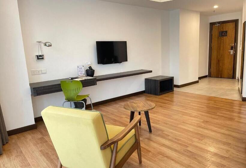 חדר סופריור עם מיטת קינג, Win