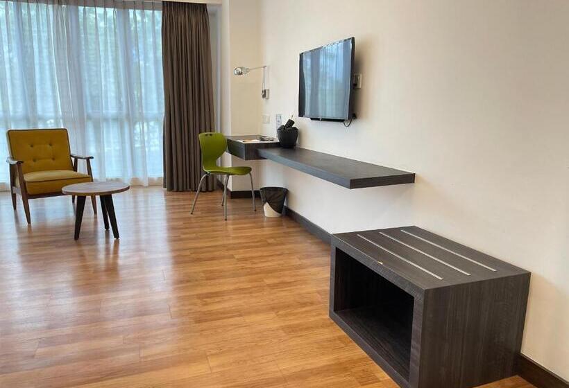 חדר סופריור עם מיטת קינג, Win