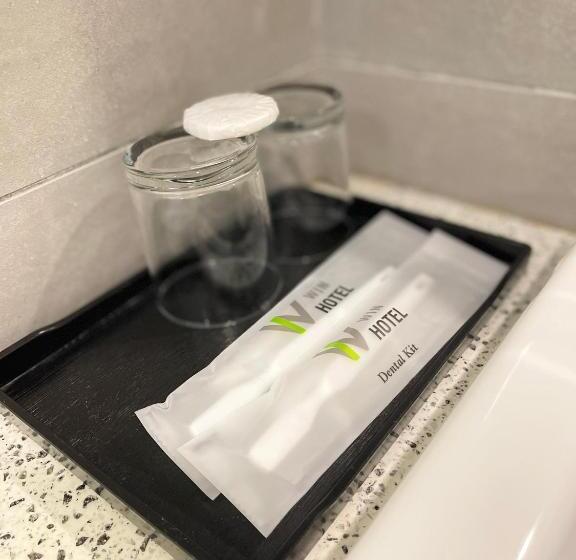 חדר סופריור, Win