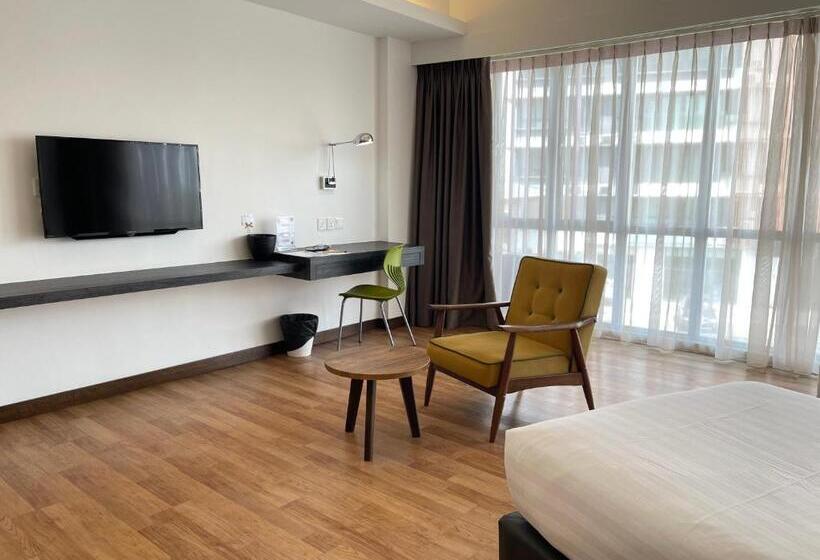 חדר סופריור, Win