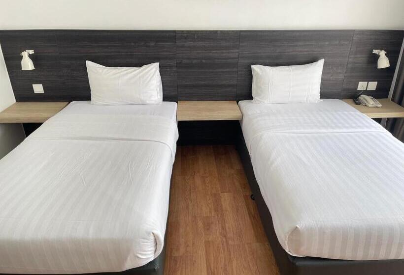 חדר סופריור, Win