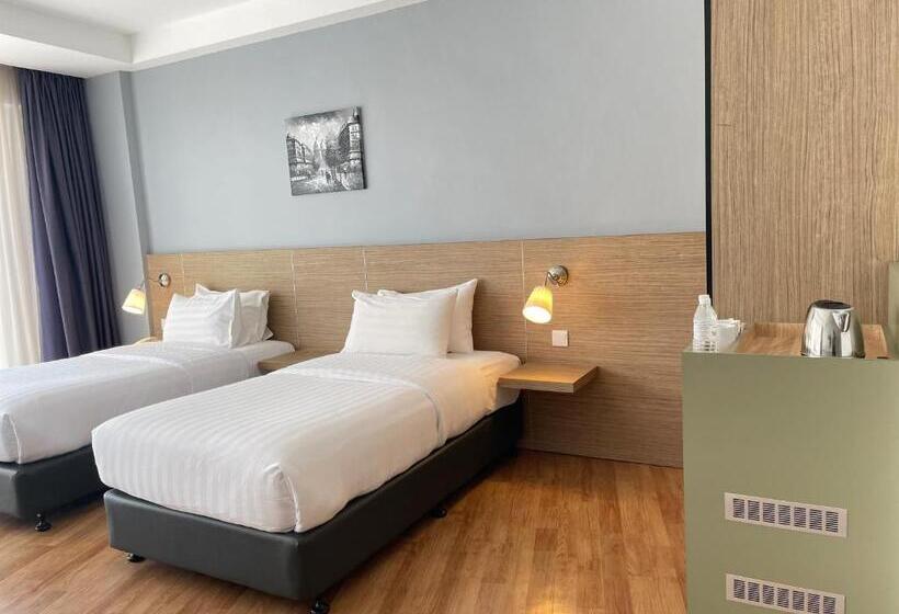 חדר סופריור, Win