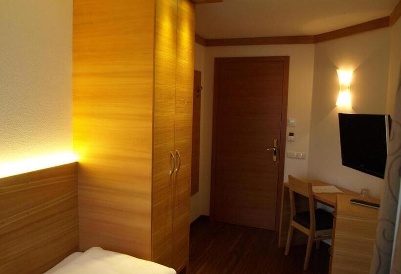 Номер Комфорт Индивидуальный, Garni Flurida