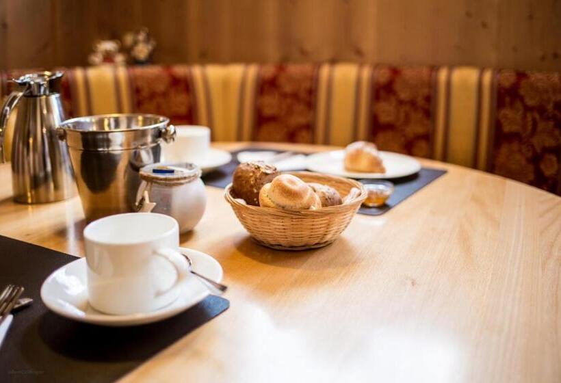 Номер Комфорт Индивидуальный, Garni Flurida