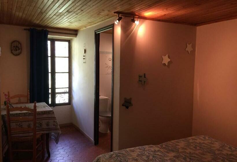 스탠다드 룸, Gite Le Pelens