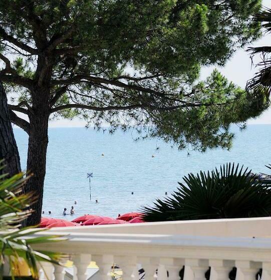 オーシャンビューバルコニー付きワンベッドルームアパートメント, Residence Villa Marina