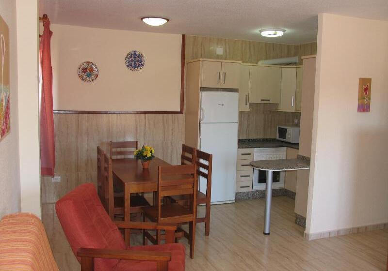 شقة غرفة واحدة, Apartamentos Tesy