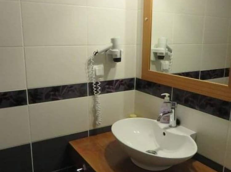 デラックスルーム, Celay Hotel