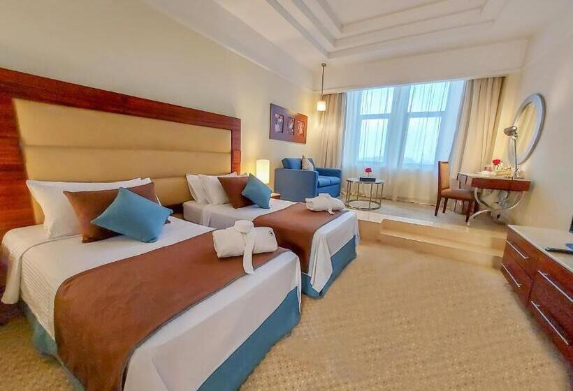 اتاق سوپریور با چشم‌انداز استخر, Helnan Dream Hotel And Conference Center