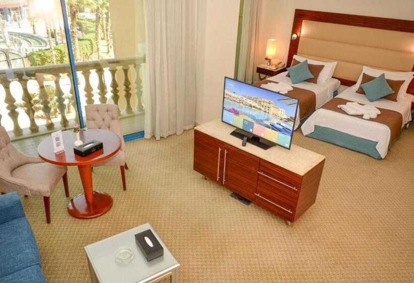 سوییت جونیور, Helnan Dream Hotel And Conference Center