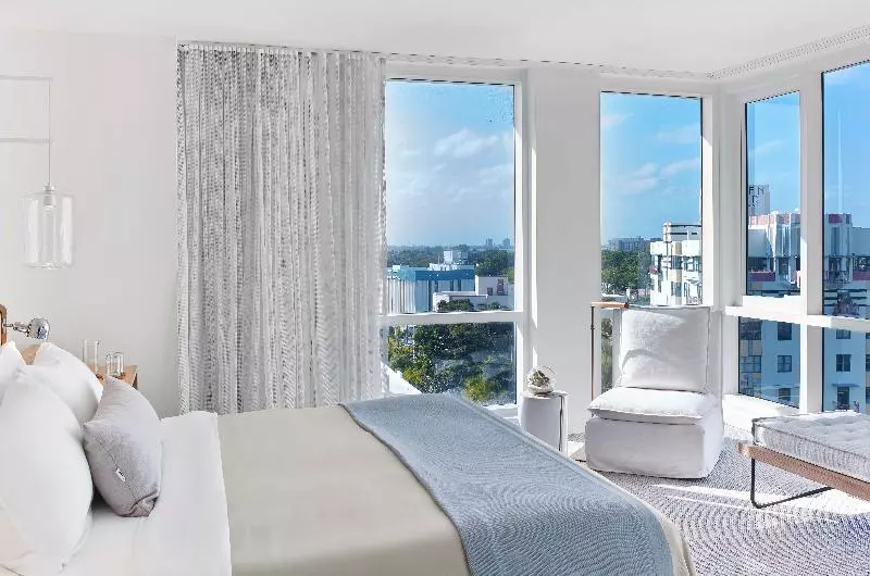 اتاق استاندارد با تخت بزرگ, 1 Hotel South Beach