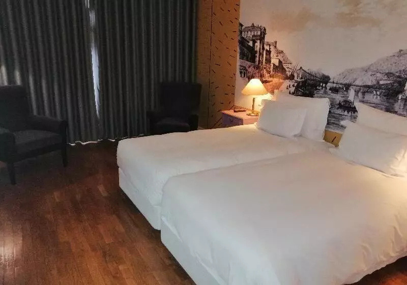 اتاق استاندارد با بالکن و چشم‌انداز دریا, 1 Hotel South Beach
