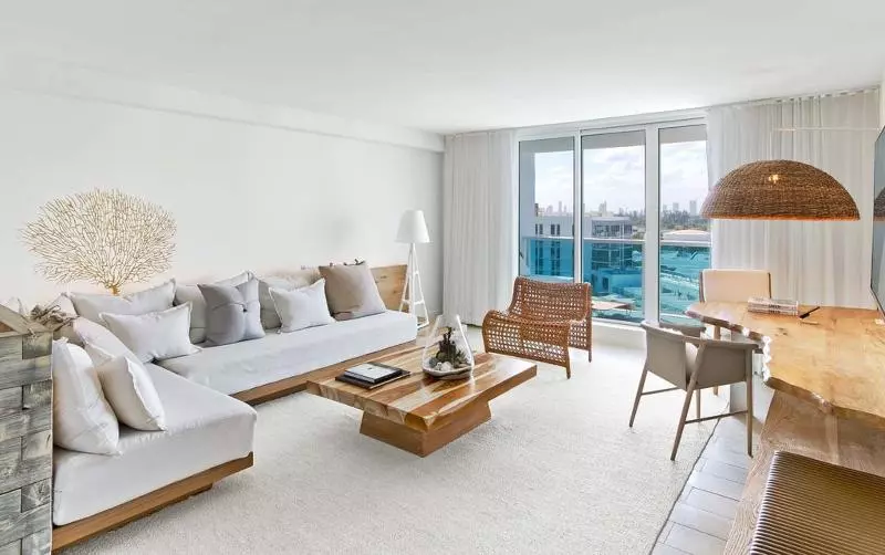 مجموعه ویستا شهر, 1 Hotel South Beach