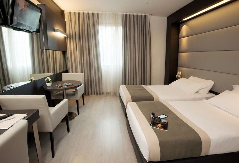 اتاق استاندارد سه نفره, As Hotel Dei Giovi