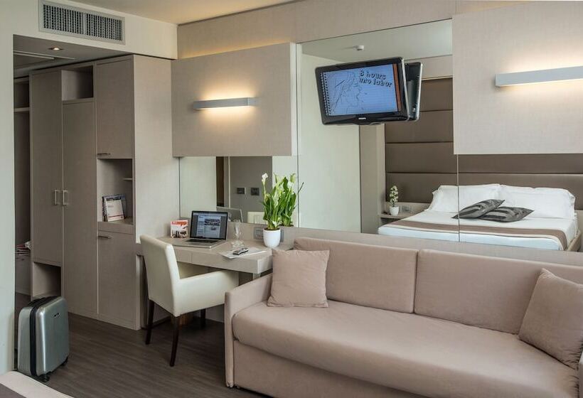 جناح, As Hotel Dei Giovi