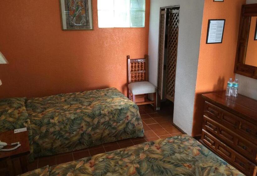 スタンダードルーム, Bajo El Volcan