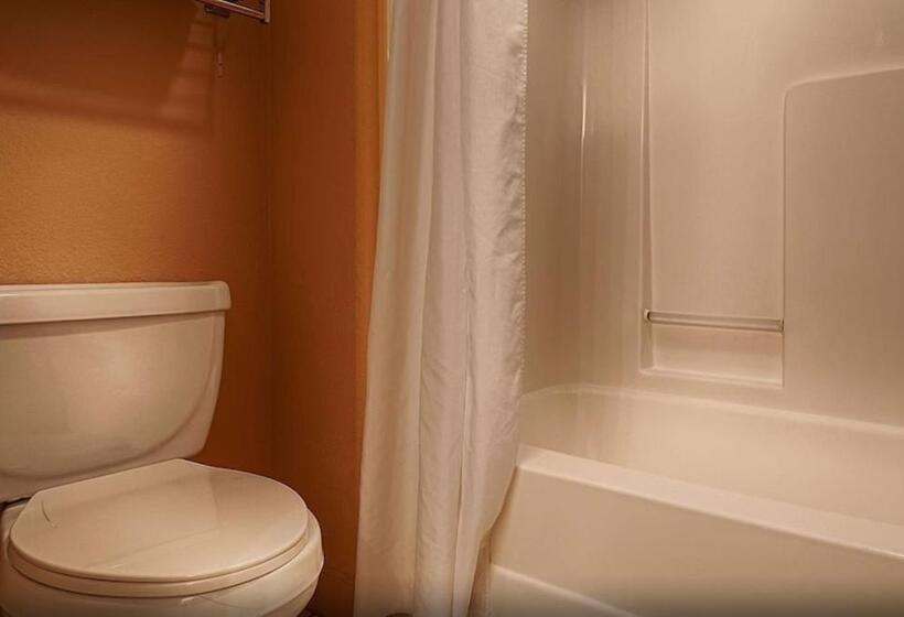 غرفة قياسية, Best Western Bayou Inn