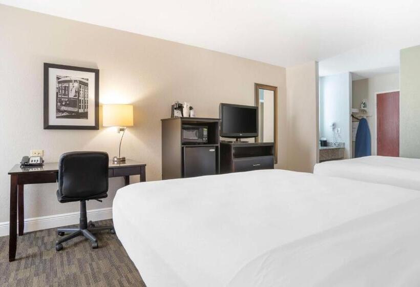 غرفة قياسية, Best Western Bayou Inn
