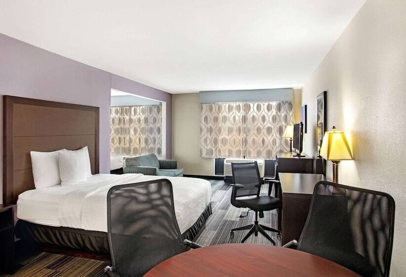Suíte Deluxe, La Quinta Inn & Suites By Wyndham Springfield Airport Plaza