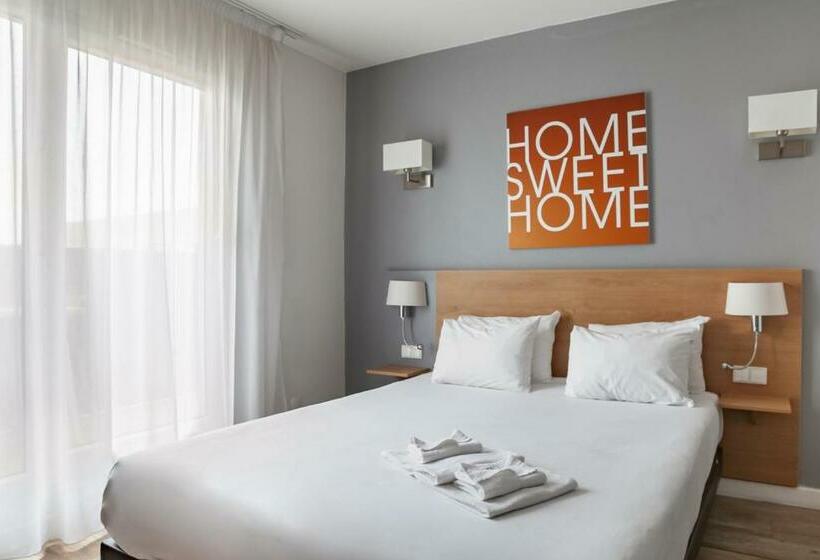 标准工作室, Residhotel Le Grand Prado