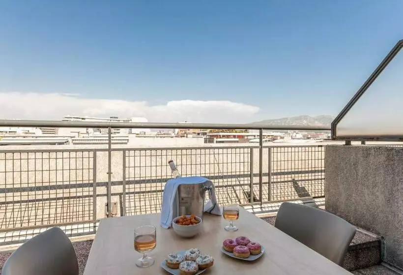 استودیوی سوپریور, Residhotel Le Grand Prado