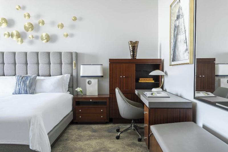 غرفة قياسية سرير ملكى, The Ritzcarlton Bal Harbour, Miami