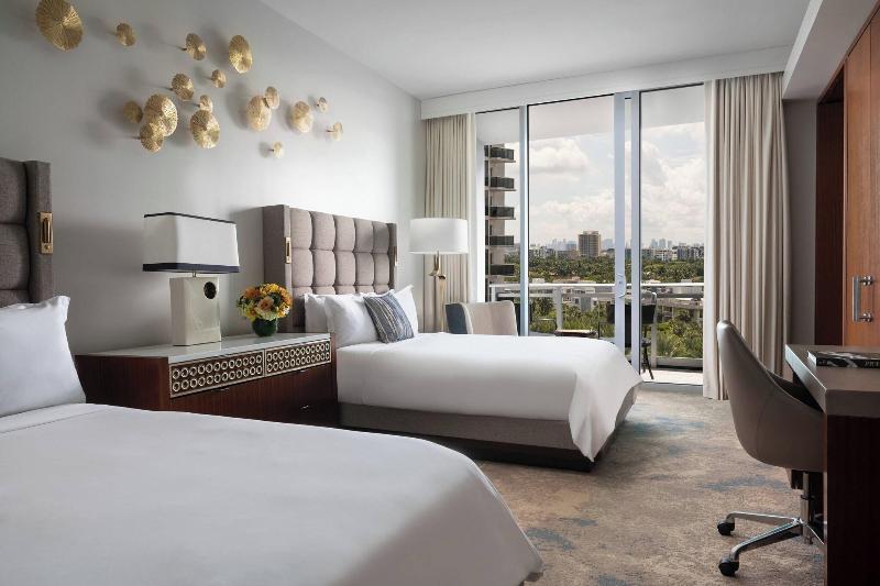 غرفة قياسية سرير ملكى, The Ritzcarlton Bal Harbour, Miami