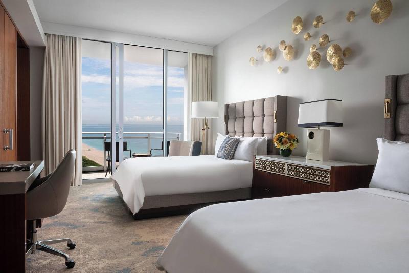 غرفة قياسية سرير ملكى, The Ritzcarlton Bal Harbour, Miami