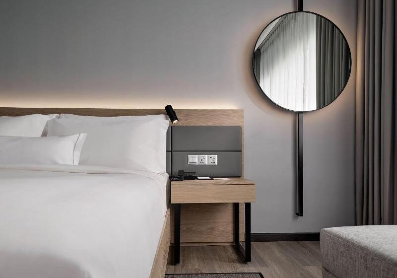 带大床的豪华间, Ac Hotel By Marriott Penang