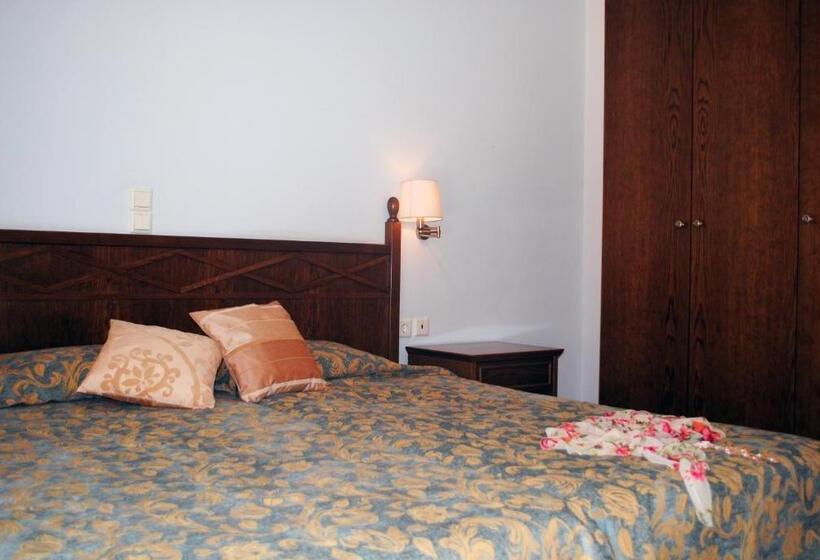 شقة غرفة واحدة, Marita's Apartments