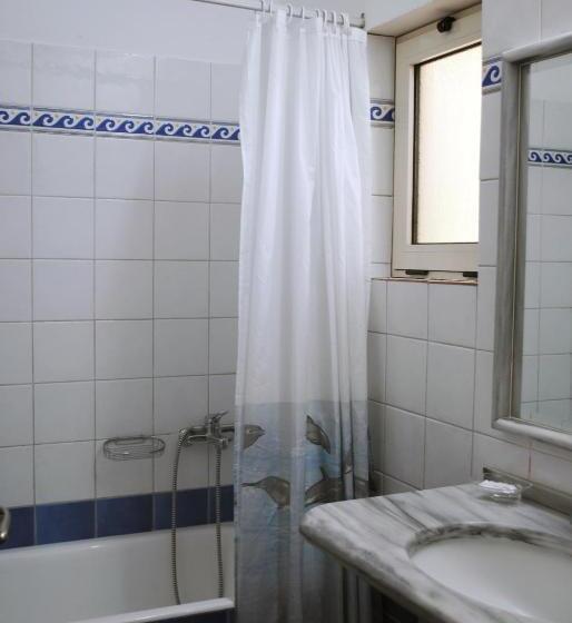 شقة غرفة واحدة, Marita's Apartments