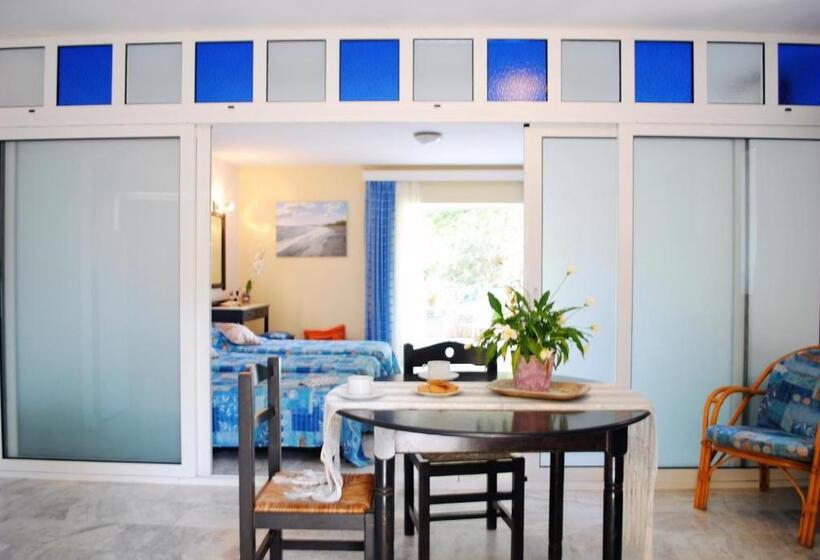 شقة 3 غرف, Marita's Apartments