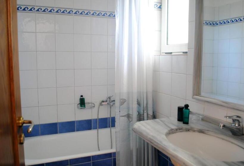 شقة غرفة نوم داخلية, Marita's Apartments