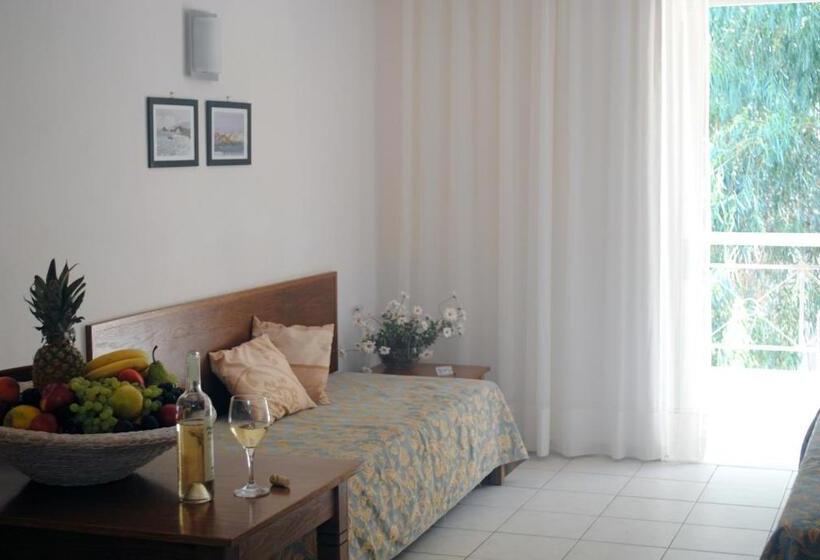 شقة غرفة نوم داخلية, Marita's Apartments