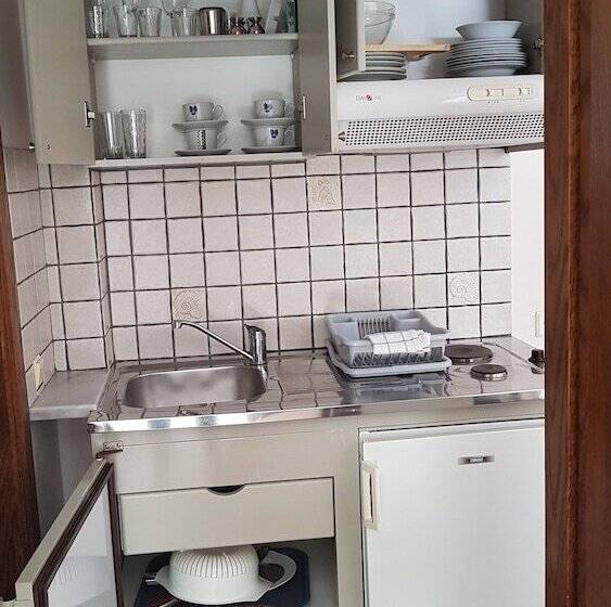 شقة غرفة نوم داخلية, Marita's Apartments