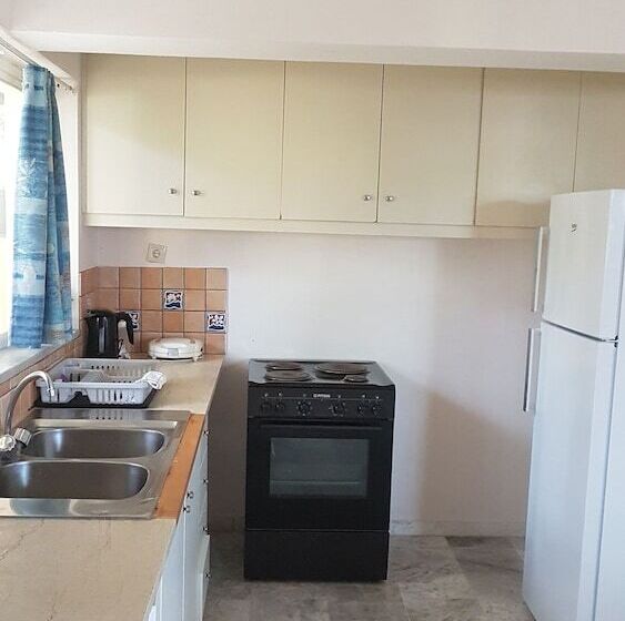 شقة 3 غرف, Marita's Apartments