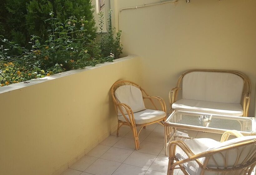 شقة غرفة نوم داخلية, Marita's Apartments