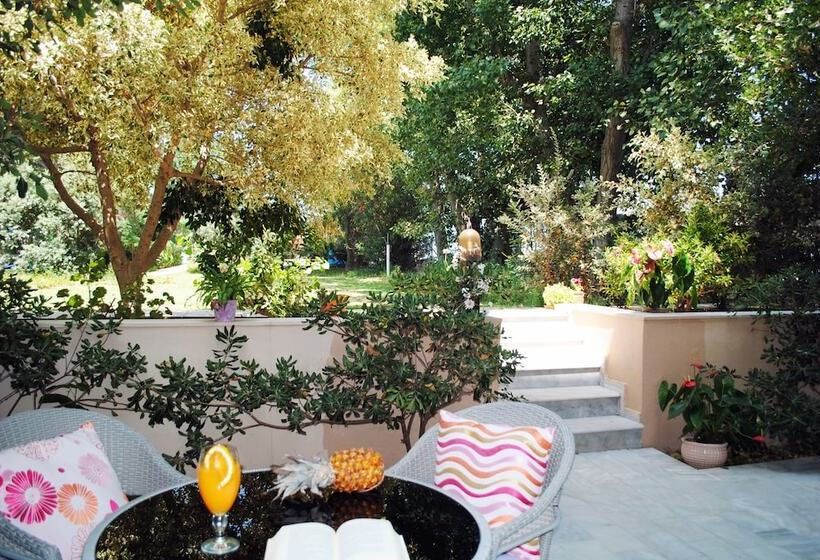 شقة 3 غرف, Marita's Apartments