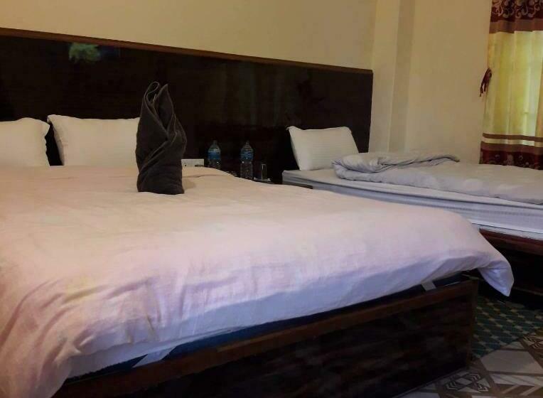 اتاق لوکس, Greenlight