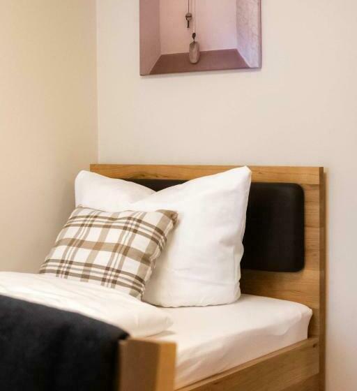 Номер Стандарт Индивидуальный, Klostergasthof Heidenheim   Hotel Garni