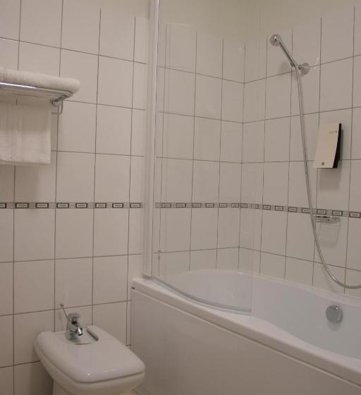 اتاق راحتی, Aparjods