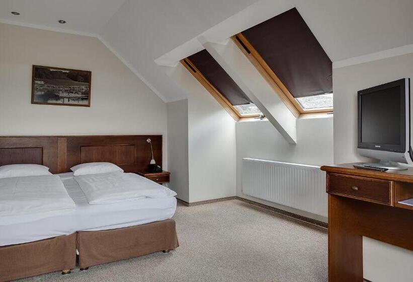 اتاق استاندارد, Aparjods